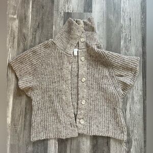 Small H&M short sleeve sweater